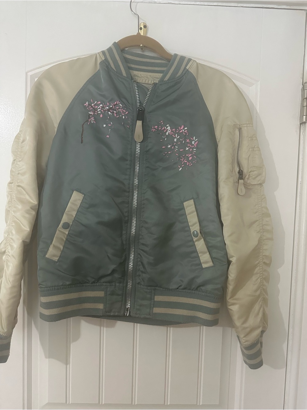 Alpha Industries x Barneys New York Reversible Bomber Jacket – - Picture 2 of 14